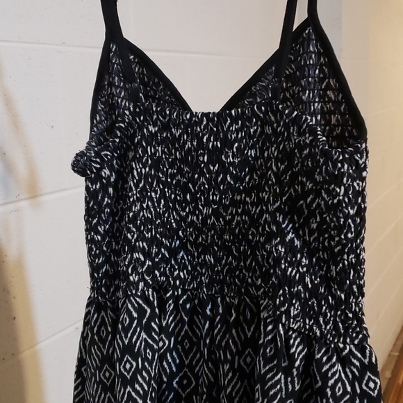 Summer dress - Picture 4 of 4